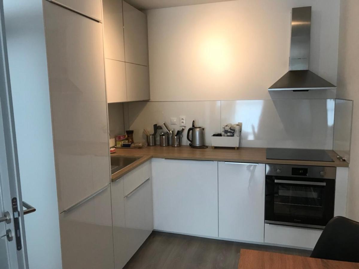 Samorin Modern Apartmens Private Parking - Air Conditioning Exterior foto