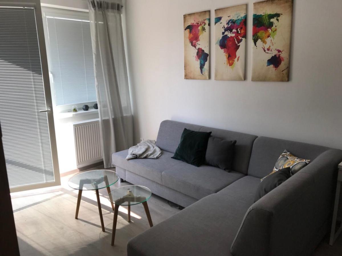 Samorin Modern Apartmens Private Parking - Air Conditioning Exterior foto